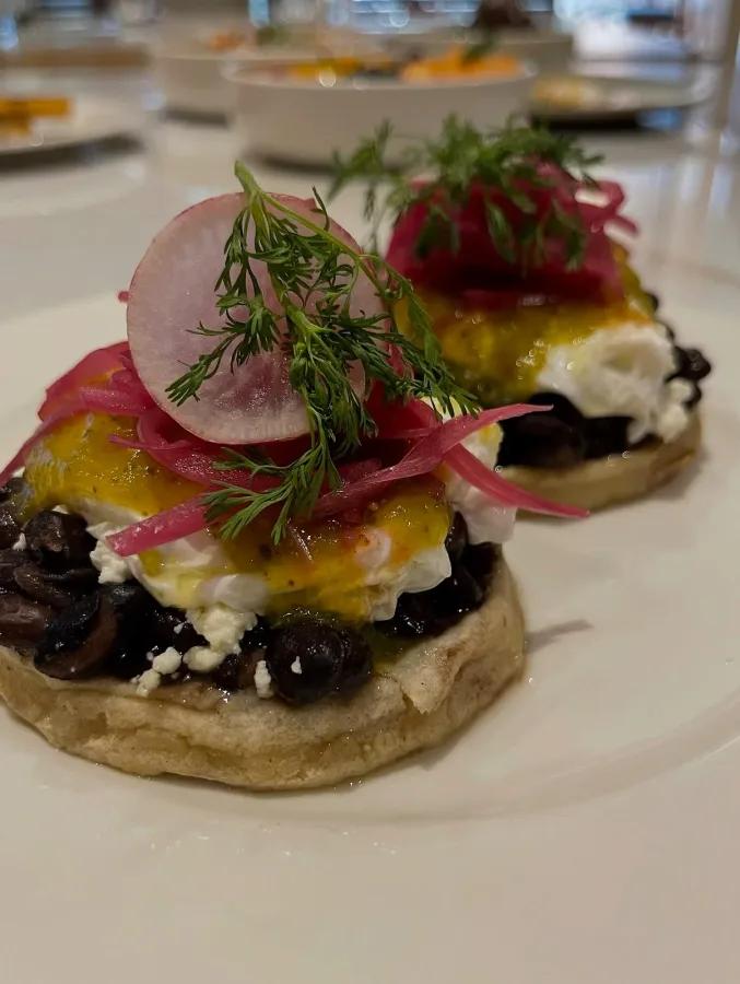 Huevos parachuteros